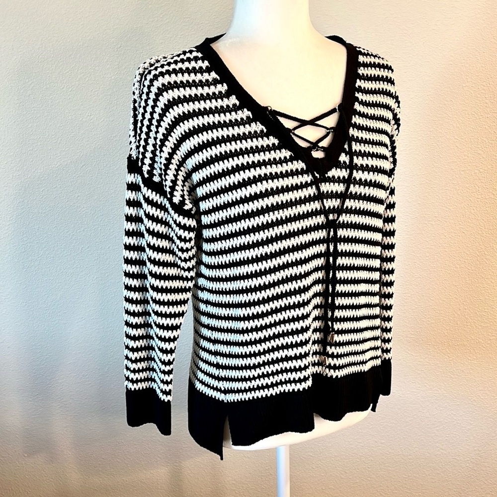 White House Black Market Sweater Black and White Striped Open Knit Size Medium - Picture 2 of 9